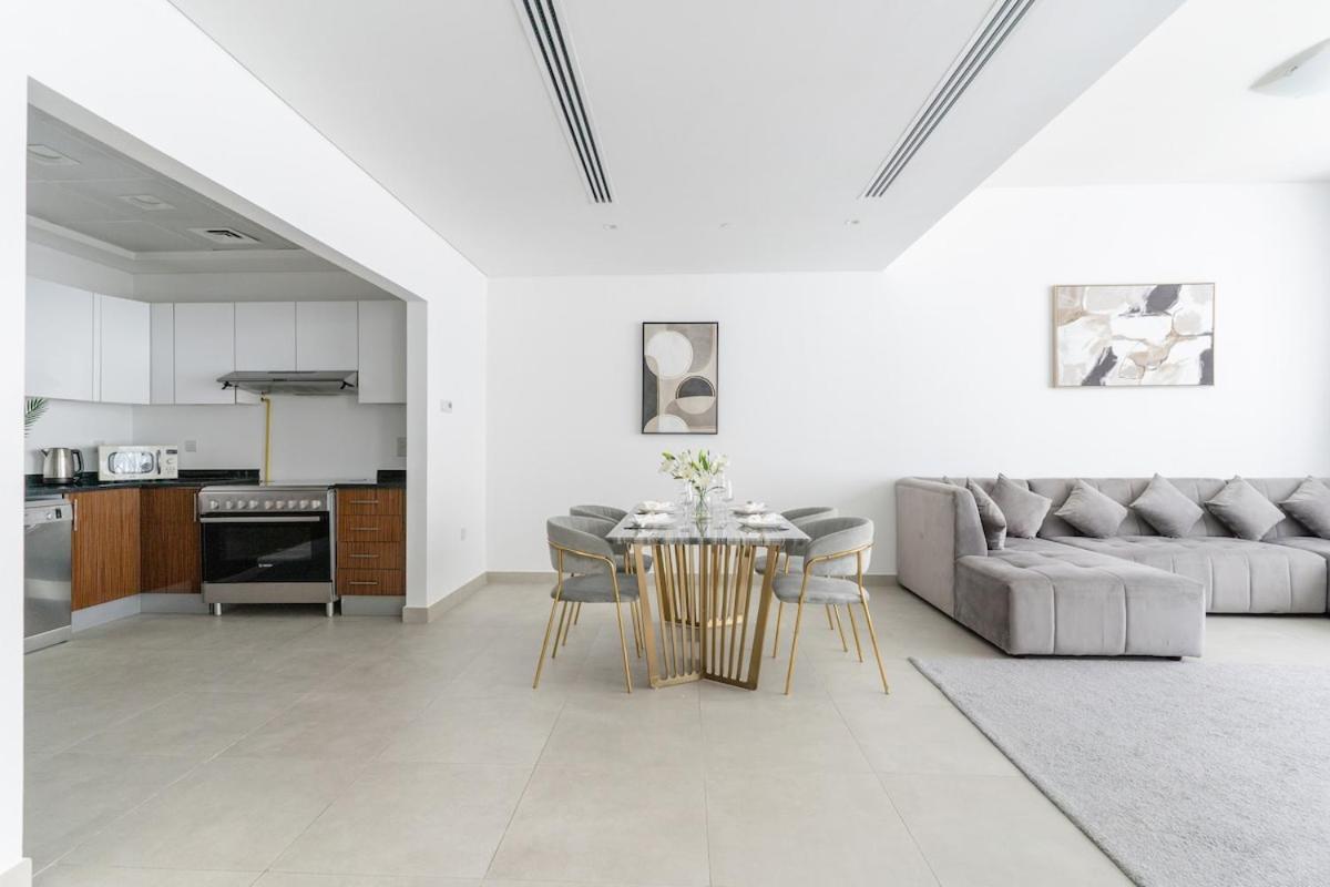 3br In The Heart Of Marina Dubai