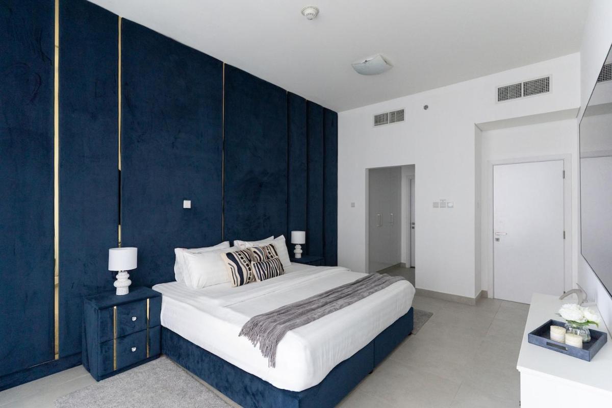 3br In The Heart Of Marina Apartment