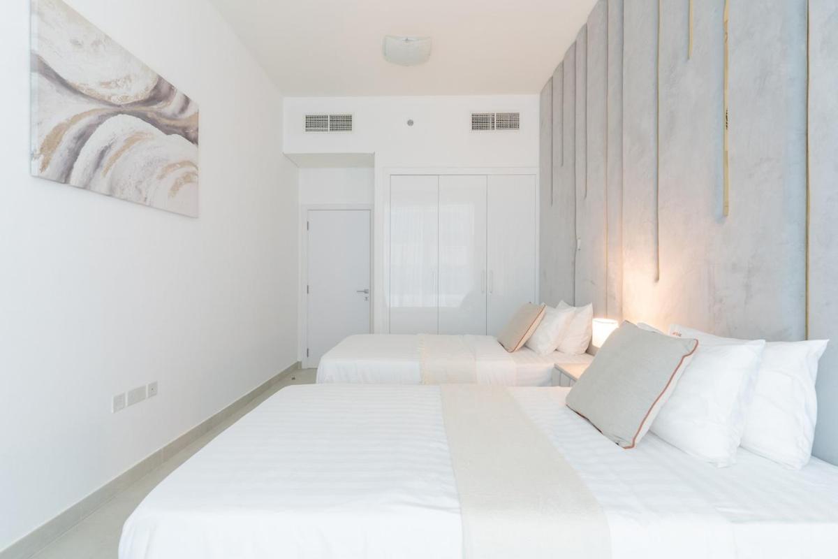 Apartment 3br In The Heart Of Marina Dubai