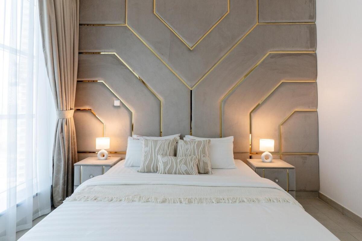 3br In The Heart Of Marina * Dubai